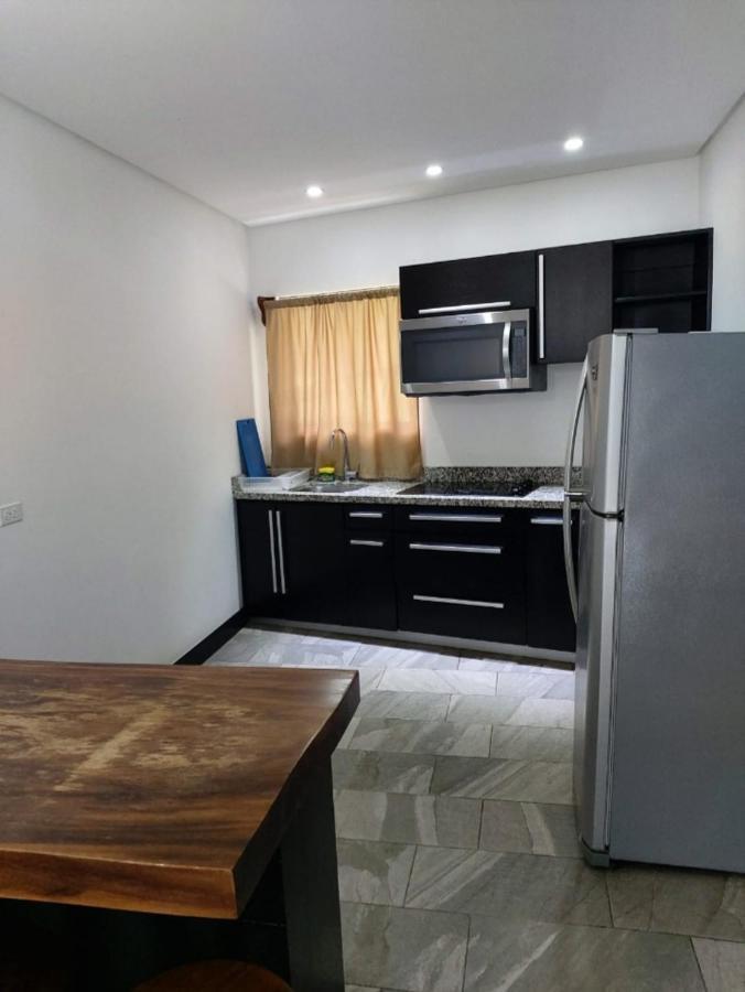 Pura Vida Apartments Quepos Bagian luar foto